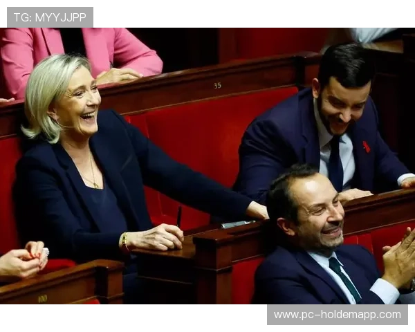 法国总统马克龙社媒祝贺塞内加尔夺得非洲杯冠军 法国总统马克龙社媒祝贺塞内加尔夺得非洲杯冠军