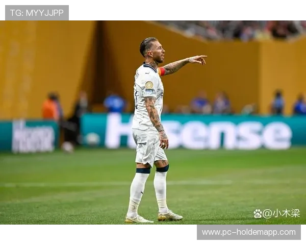 多特蒙德2-1绝杀沃尔夫斯堡,吉拉西87分钟制胜球 多特蒙德2-1绝杀沃尔夫斯堡,吉拉西87分钟制胜球